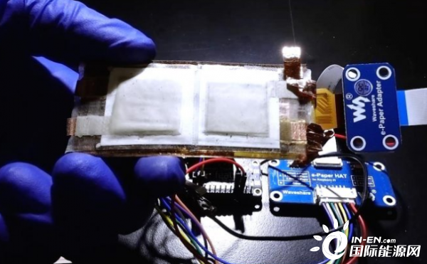 10倍能量密度！科學家開發(fā)氧化銀鋅材料電池